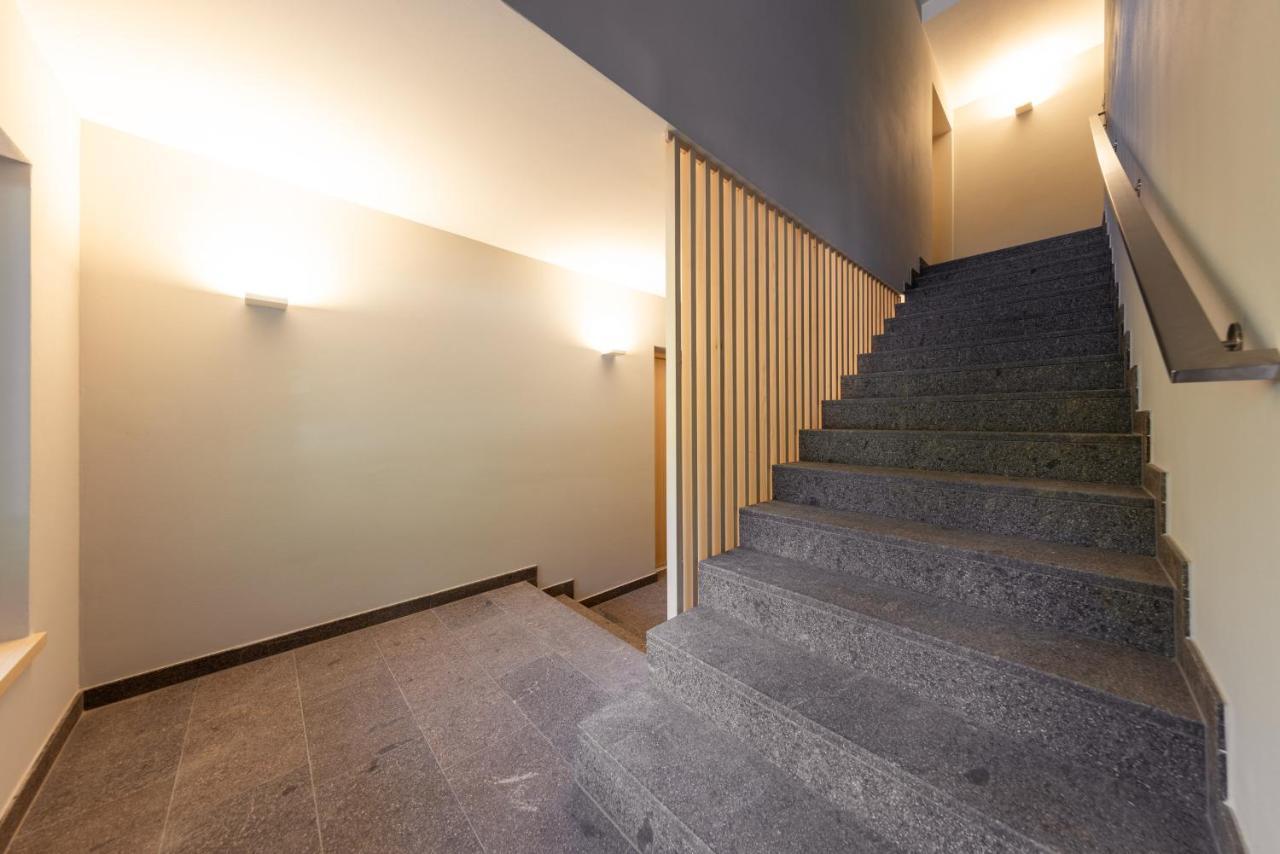 Solis Apartments Lana Exterior photo